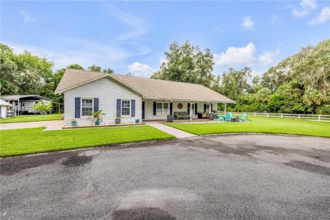 House in Edgewater, Florida 3 bedrooms, 217.67 sq.m. № 1843198 - photo 10