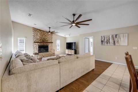 House in Edgewater, Florida 3 bedrooms, 217.67 sq.m. № 1843198 - photo 25