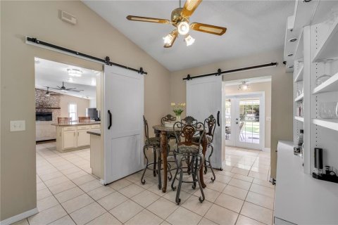 House in Edgewater, Florida 3 bedrooms, 217.67 sq.m. № 1843198 - photo 24