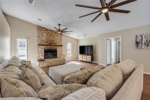 House in Edgewater, Florida 3 bedrooms, 217.67 sq.m. № 1843198 - photo 26