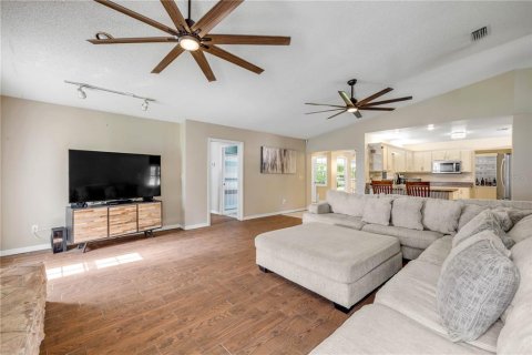 House in Edgewater, Florida 3 bedrooms, 217.67 sq.m. № 1843198 - photo 30
