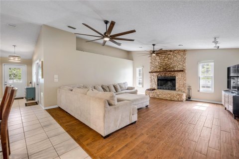 House in Edgewater, Florida 3 bedrooms, 217.67 sq.m. № 1843198 - photo 27