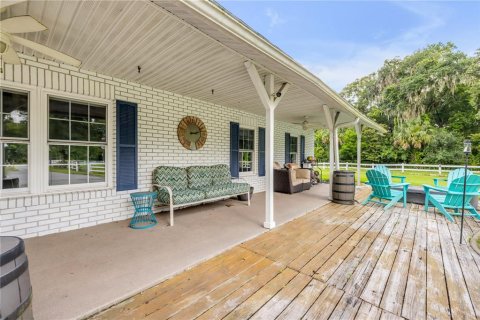 House in Edgewater, Florida 3 bedrooms, 217.67 sq.m. № 1843198 - photo 15