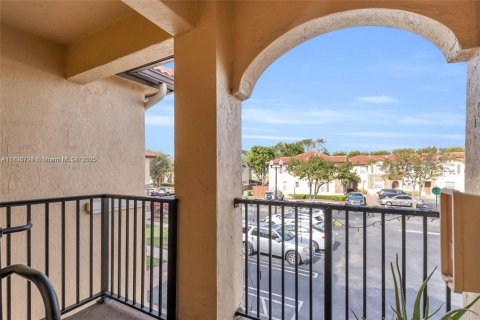 Снять в аренду кондоминиум в Хомстед, Флорида 3 спальни, 98.66м2, № 1950593 - фото 4