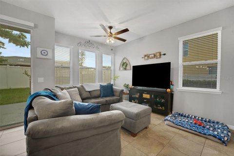 Touwnhouse à vendre à Sanford, Floride: 3 chambres, 153.57 m2 № 2324053 - photo 8