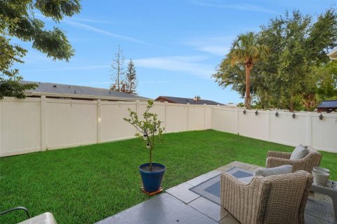 Touwnhouse à vendre à Sanford, Floride: 3 chambres, 153.57 m2 № 2324053 - photo 12