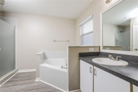 Casa en alquiler en Clermont, Florida, 3 dormitorios, 129.41 m2 № 1913620 - foto 9