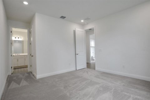 House in Lakewood Ranch, Florida 4 bedrooms, 213.21 sq.m. № 1805281 - photo 22