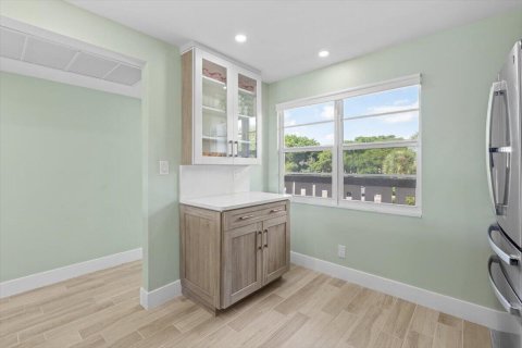 Copropriété à vendre à Coconut Creek, Floride: 2 chambres, 118.17 m2 № 2403871 - photo 3