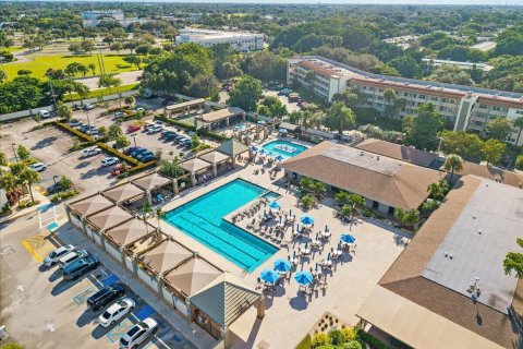 Copropriété à vendre à Coconut Creek, Floride: 2 chambres, 118.17 m2 № 2403871 - photo 17