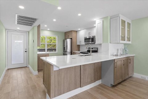 Copropriété à vendre à Coconut Creek, Floride: 2 chambres, 118.17 m2 № 2403871 - photo 6