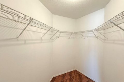 Casa en alquiler en Orlando, Florida, 3 dormitorios, 138.98 m2 № 1879729 - foto 11