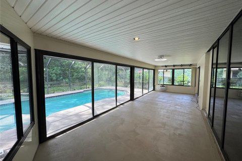 House in Homosassa, Florida 3 bedrooms, 234.3 sq.m. № 2391133 - photo 11