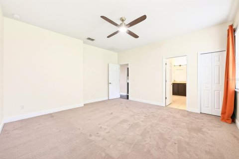 Casa en venta en Apopka, Florida, 4 dormitorios, 182.46 m2 № 2098820 - foto 15