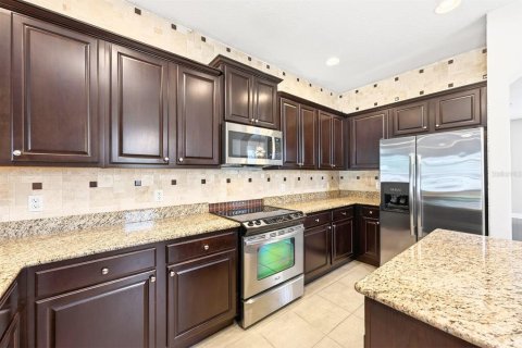 Casa en venta en Apopka, Florida, 4 dormitorios, 182.46 m2 № 2098820 - foto 8
