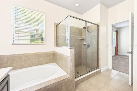 Casa en venta en Apopka, Florida, 4 dormitorios, 182.46 m2 № 2098820 - foto 16