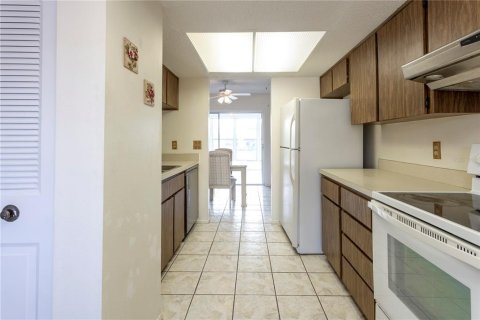 Copropriété à louer à Holiday, Floride: 2 chambres, 103.49 m2 № 2109606 - photo 10