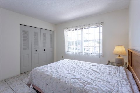 Copropriété à louer à Holiday, Floride: 2 chambres, 103.49 m2 № 2109606 - photo 27