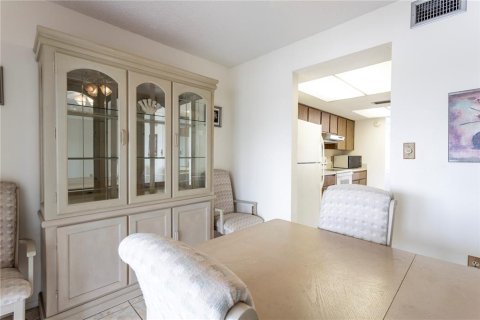 Copropriété à louer à Holiday, Floride: 2 chambres, 103.49 m2 № 2109606 - photo 14
