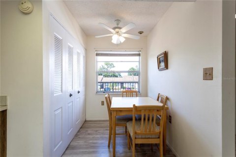 Copropriété à louer à Holiday, Floride: 2 chambres, 103.49 m2 № 2109606 - photo 8