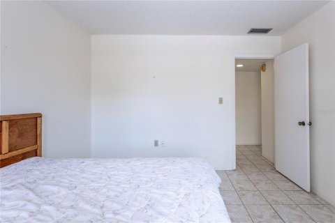 Copropriété à louer à Holiday, Floride: 2 chambres, 103.49 m2 № 2109606 - photo 28