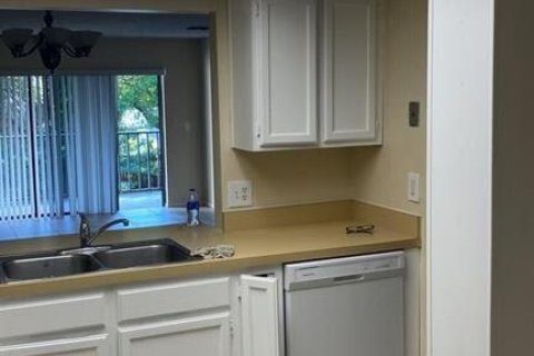 Appartement à louer à St. Lucie, Floride: 2 chambres, 110.55 m2 № 2185200 - photo 8
