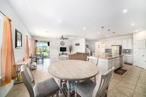 Casa en venta en Land O' Lakes, Florida, 4 dormitorios, 259.38 m2 № 1650242 - foto 12