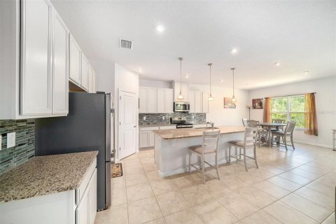 Casa en venta en Land O' Lakes, Florida, 4 dormitorios, 259.38 m2 № 1650242 - foto 10