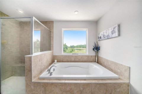 Casa en venta en Land O' Lakes, Florida, 4 dormitorios, 259.38 m2 № 1650242 - foto 19