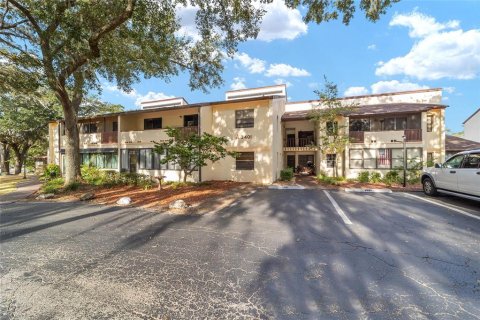 Condo in Ocala, Florida, 2 bedrooms  № 2218364
