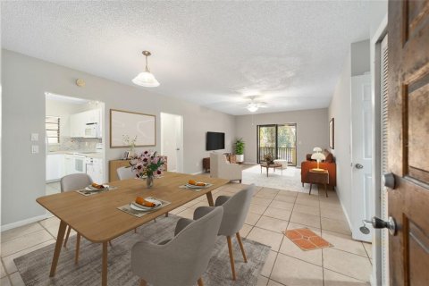 Condo in Ocala, Florida, 2 bedrooms № 2218364 - photo 5