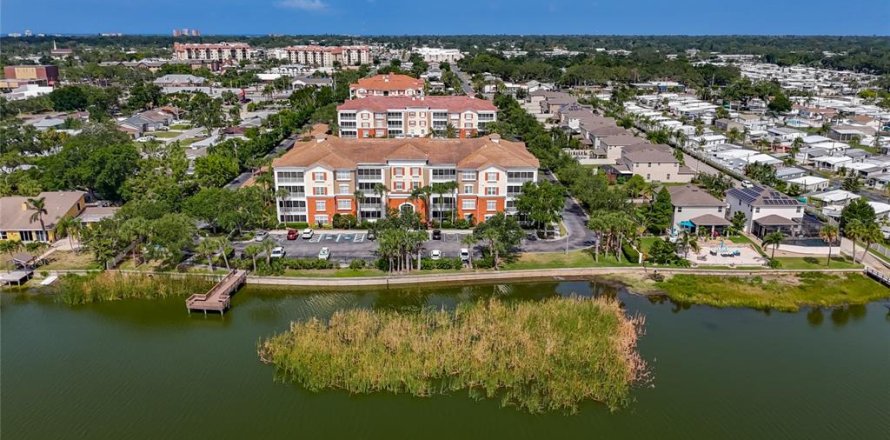 Condominio en Seminole, Florida, 3 dormitorios № 1813101