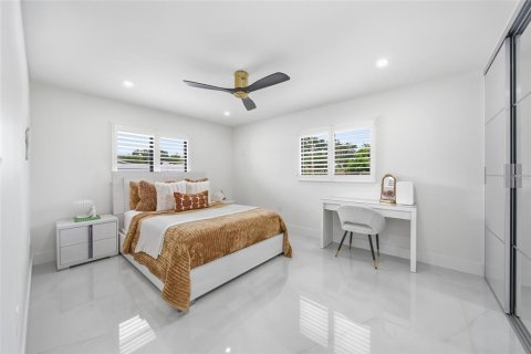 Villa ou maison à vendre à Kenneth City, Floride: 3 chambres, 131.55 m2 № 2347212 - photo 19