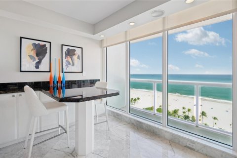 Copropriété à vendre à Fort Lauderdale, Floride: 2 chambres, 177.63 m2 № 2084421 - photo 13