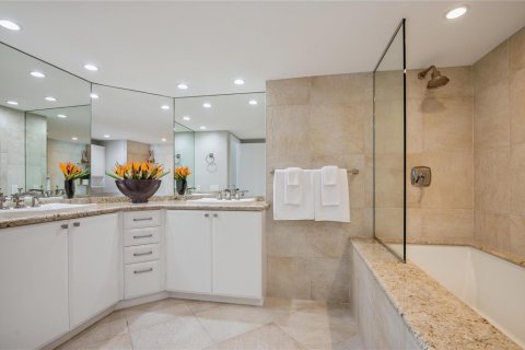 Copropriété à vendre à Fort Lauderdale, Floride: 2 chambres, 177.63 m2 № 2084421 - photo 8