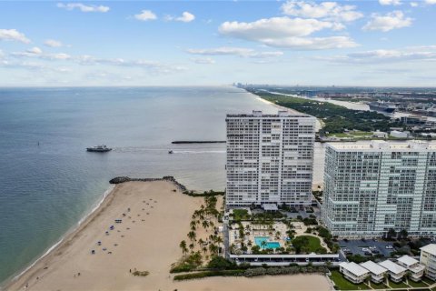 Copropriété à vendre à Fort Lauderdale, Floride: 2 chambres, 177.63 m2 № 2084421 - photo 22