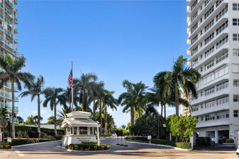Copropriété à vendre à Fort Lauderdale, Floride: 2 chambres, 177.63 m2 № 2084421 - photo 25