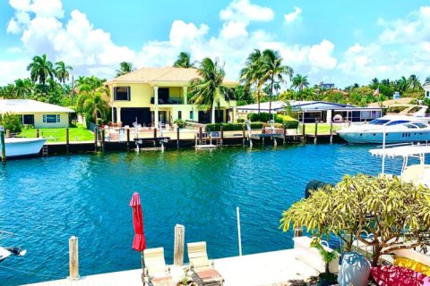 Immobilier commercial à vendre à Lighthouse Point, Floride: 593.65 m2 № 2245364 - photo 4