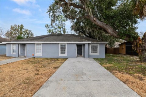 Propiedad comercial en Bartow, Florida 6 dormitorios, 227.61 m2 № 2099590