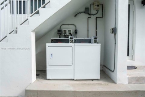 Снять в аренду квартиру в Норт-Бей-Виллидж, Флорида 1 спальня, 56.67м2, № 1954630 - фото 16