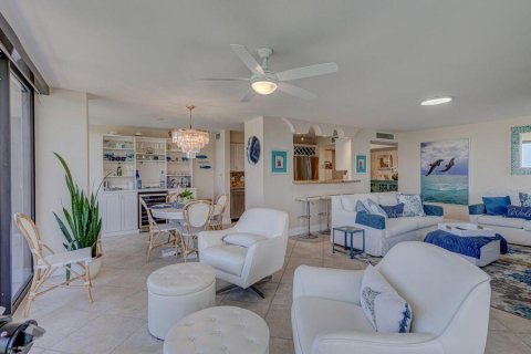 Condo in Riviera Beach, Florida, 2 bedrooms  № 2187249 - photo 14