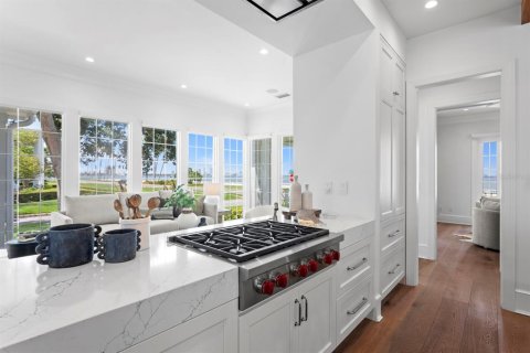 Casa en venta en Tampa, Florida, 5 dormitorios, 462 m2 № 1550349 - foto 18