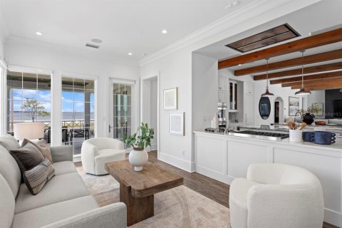 Casa en venta en Tampa, Florida, 5 dormitorios, 462 m2 № 1550349 - foto 15