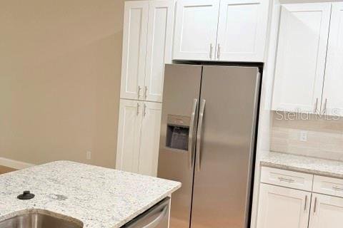 Apartment in Palm Coast, Florida 3 bedrooms, 110.27 sq.m. № 2224428 - photo 10