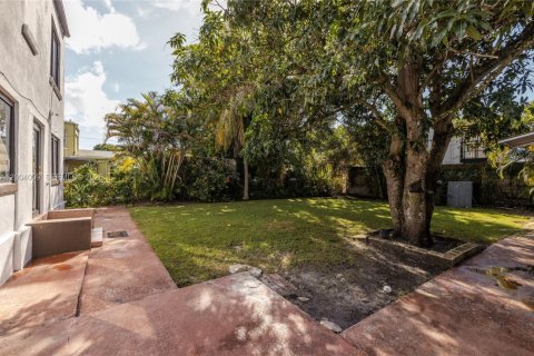 Купить виллу или дом в Майами, Флорида 5 спален, 190.45м2, № 2068809 - фото 18