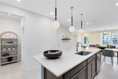 Townhouse in Orlando, Florida 3 bedrooms, 156.35 sq.m. № 2101581 - photo 7