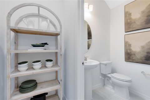 Townhouse in Orlando, Florida 3 bedrooms, 156.35 sq.m. № 2101581 - photo 17