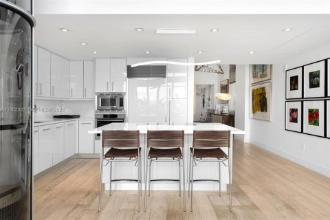 Купить кондоминиум в Майами-Бич, Флорида 3 спальни, 279.17м2, № 2043460 - фото 13