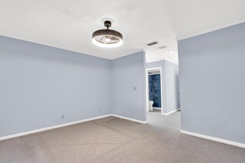 House in Palm Beach Gardens, Florida 3 bedrooms, 137.5 sq.m. № 2184102 - photo 24