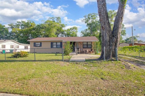 House in DeLand, Florida 3 bedrooms, 103.68 sq.m. № 1734026 - photo 3